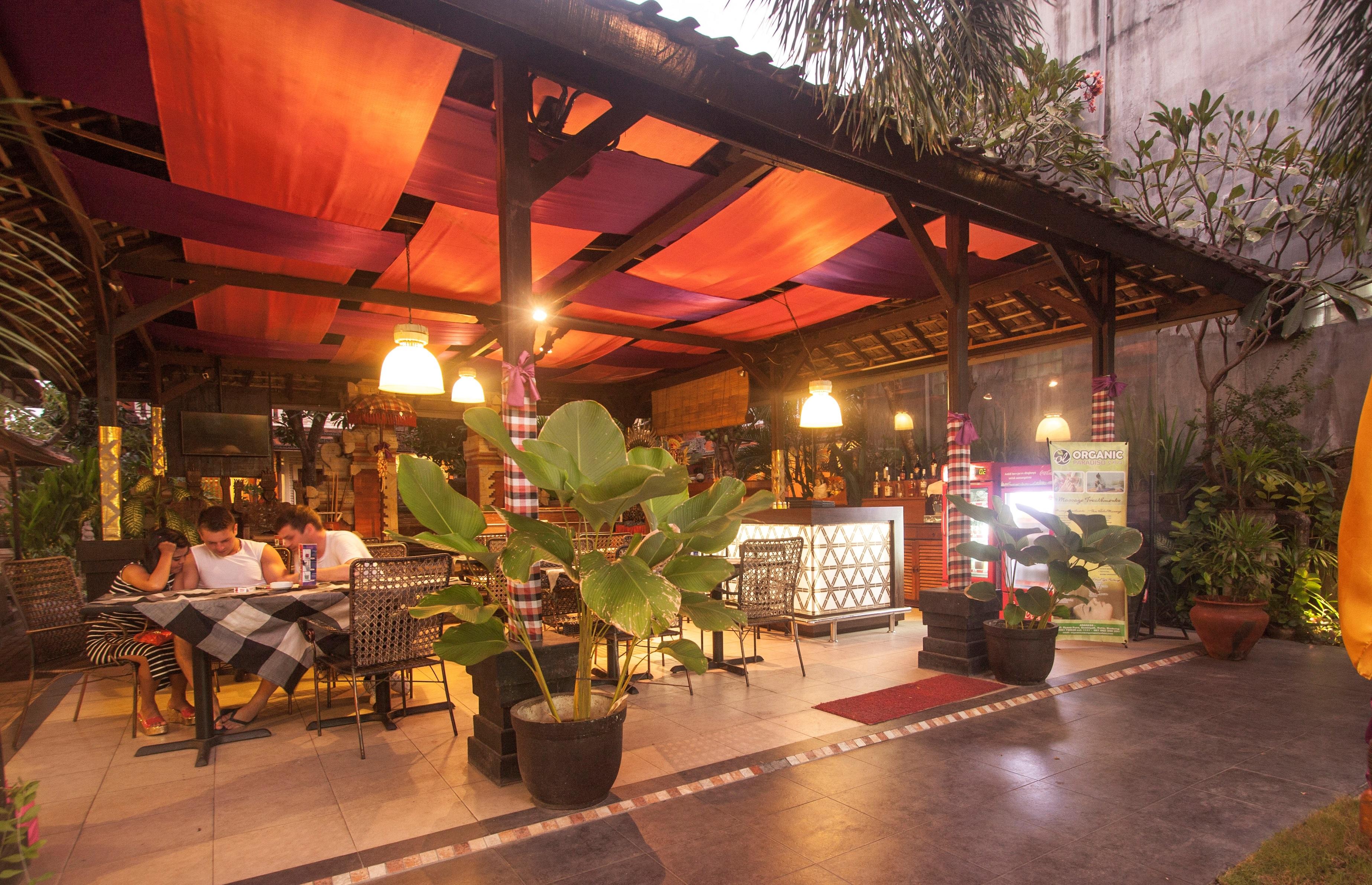 Seminyak Paradiso Hotel Екстер'єр фото