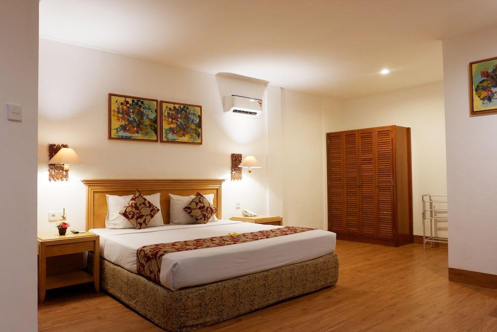 Seminyak Paradiso Hotel Екстер'єр фото